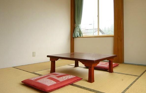 Nakasumi Ryokan Yuzawa  Chambre photo